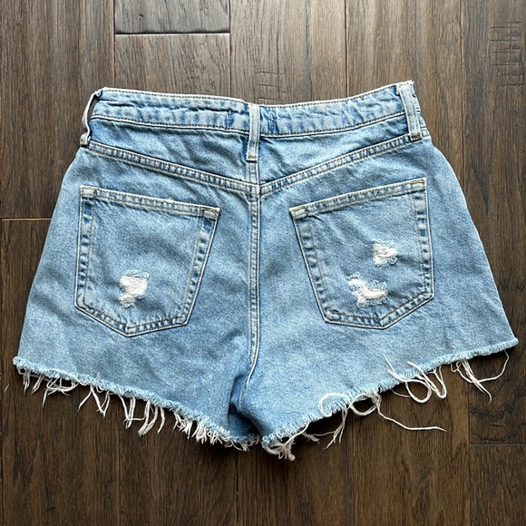 Forever 21 Denim Shorts 28 - Picture 6 of 6